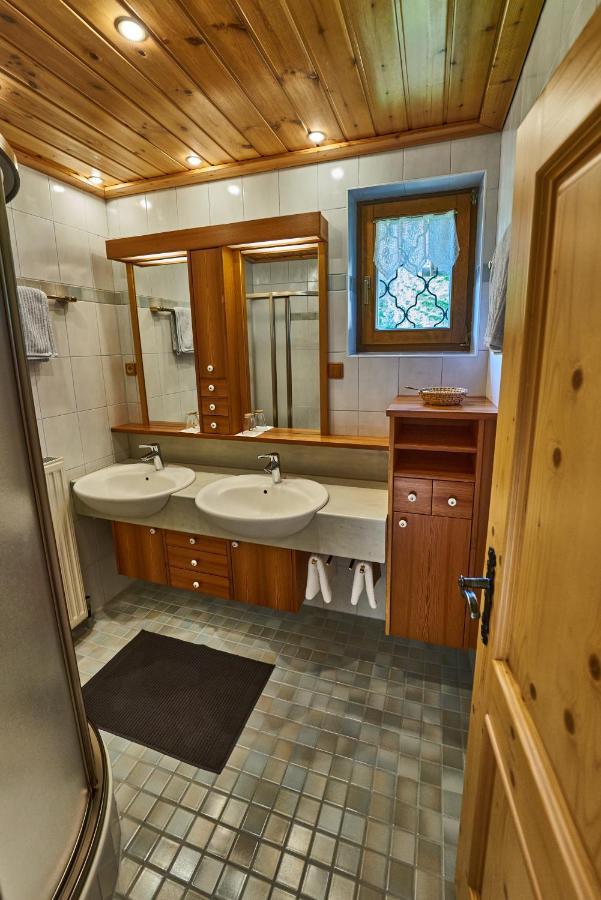 Ewinger Lodge Bad Goisern Kültér fotó